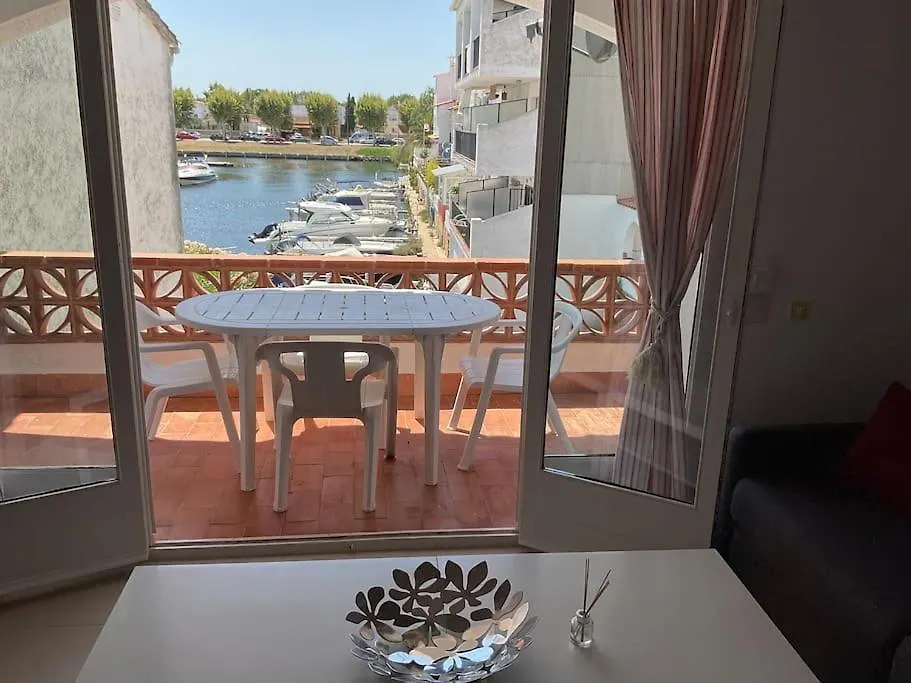 Lindo Apartamento Con Vistas Al Puerto Mistral Empuriabrava Apartment