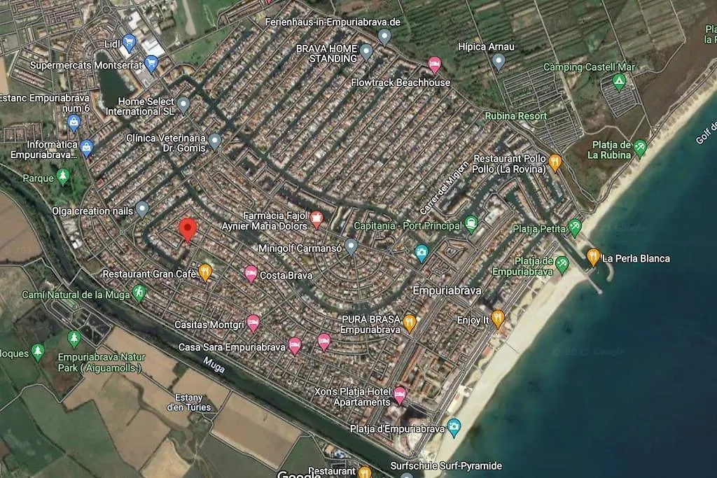 Lindo Apartamento Con Vistas Al Puerto Mistral Empuriabrava Spain